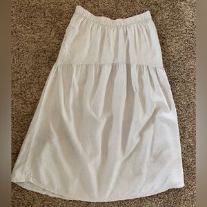 Elegant White Women's Skirt